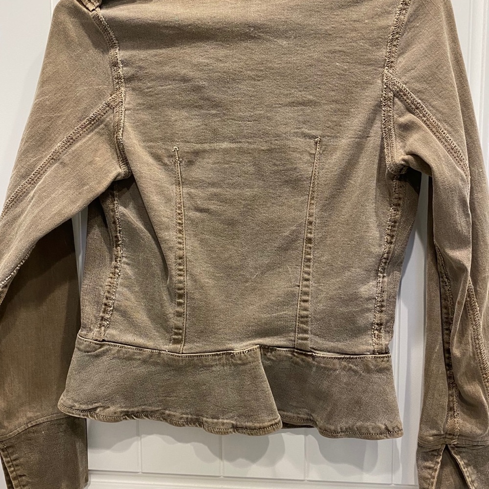 Light jacket - Picture 2 of 3